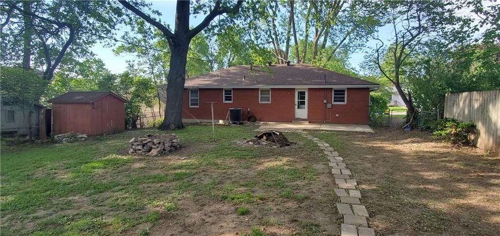215 Cedar Street — photo 2