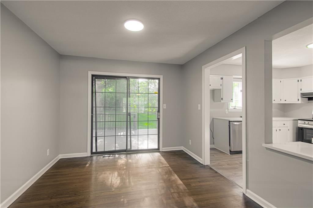13210 Grand Street — photo 10