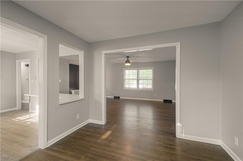 13210 Grand Street — photo 11
