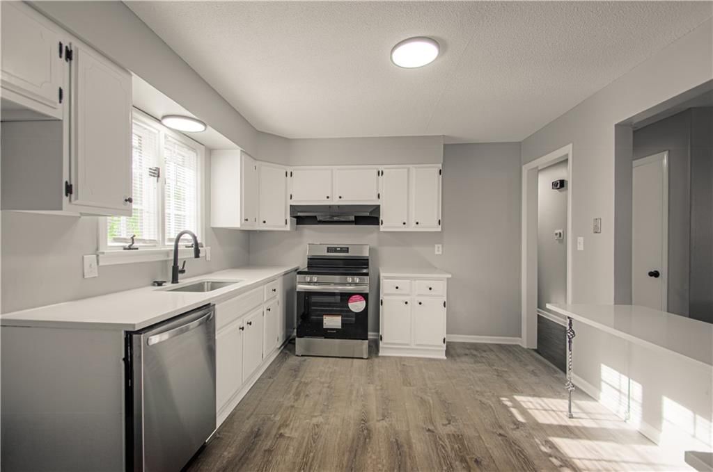 13210 Grand Street — photo 12