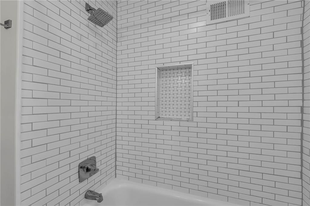 7029 Beverly Street — photo 10