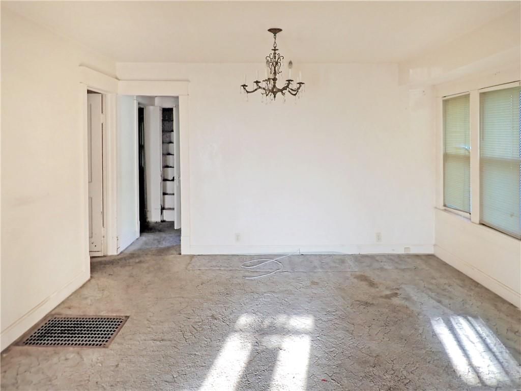 2315 S Harris Avenue — photo 8