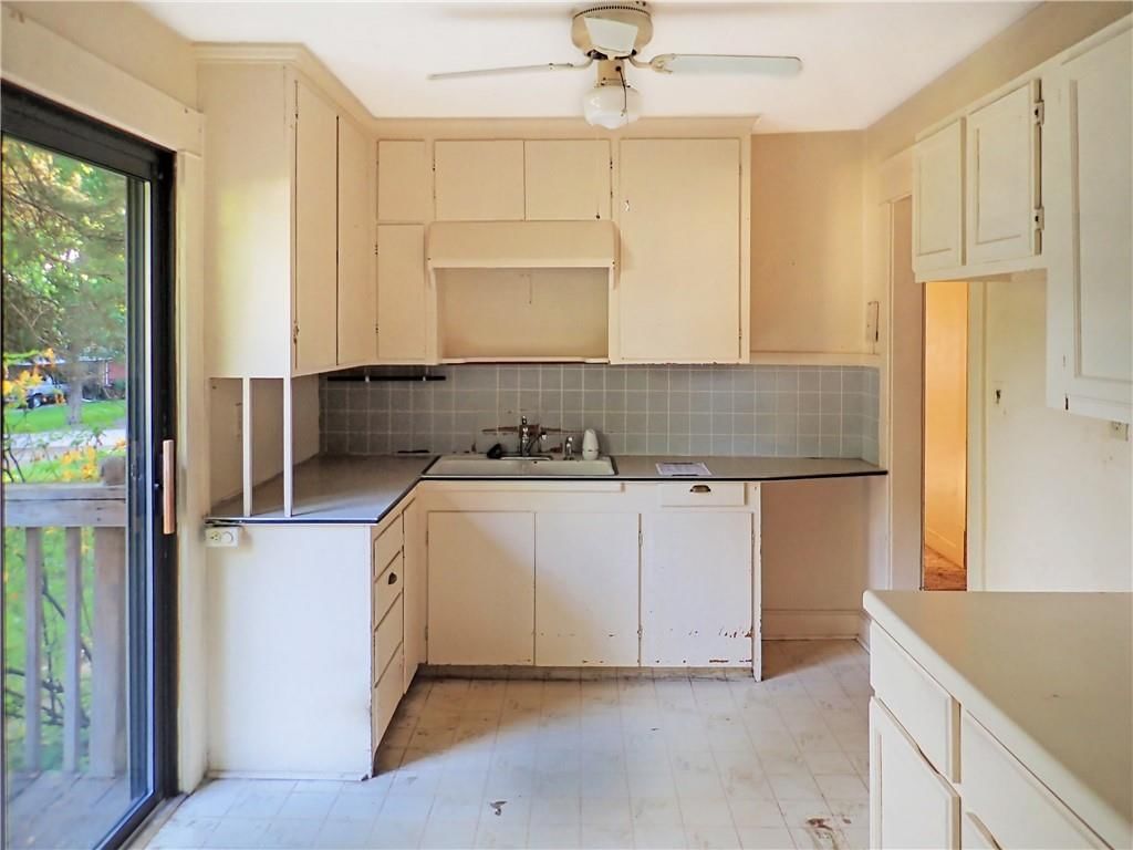 2315 S Harris Avenue — photo 9