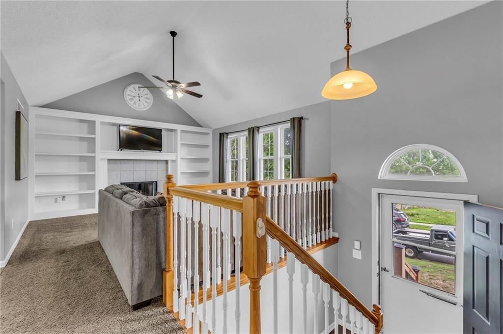 311 SW 24th Terrace — photo 5