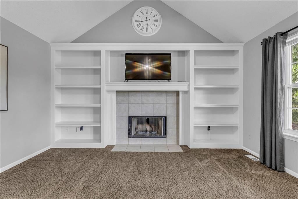 311 SW 24th Terrace — photo 8