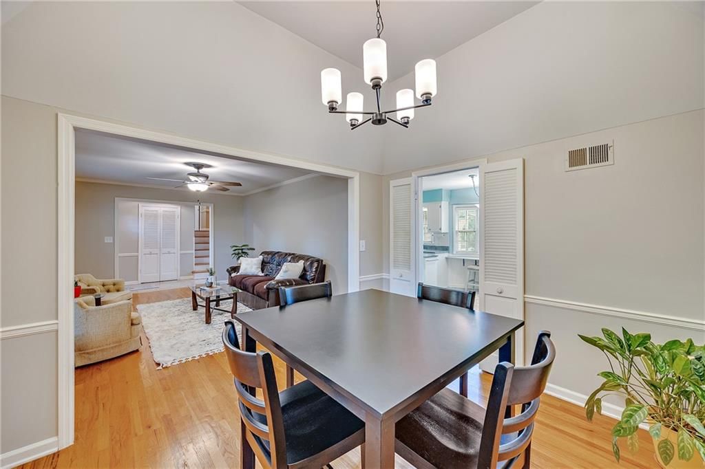 8511 W 88th Street — photo 11