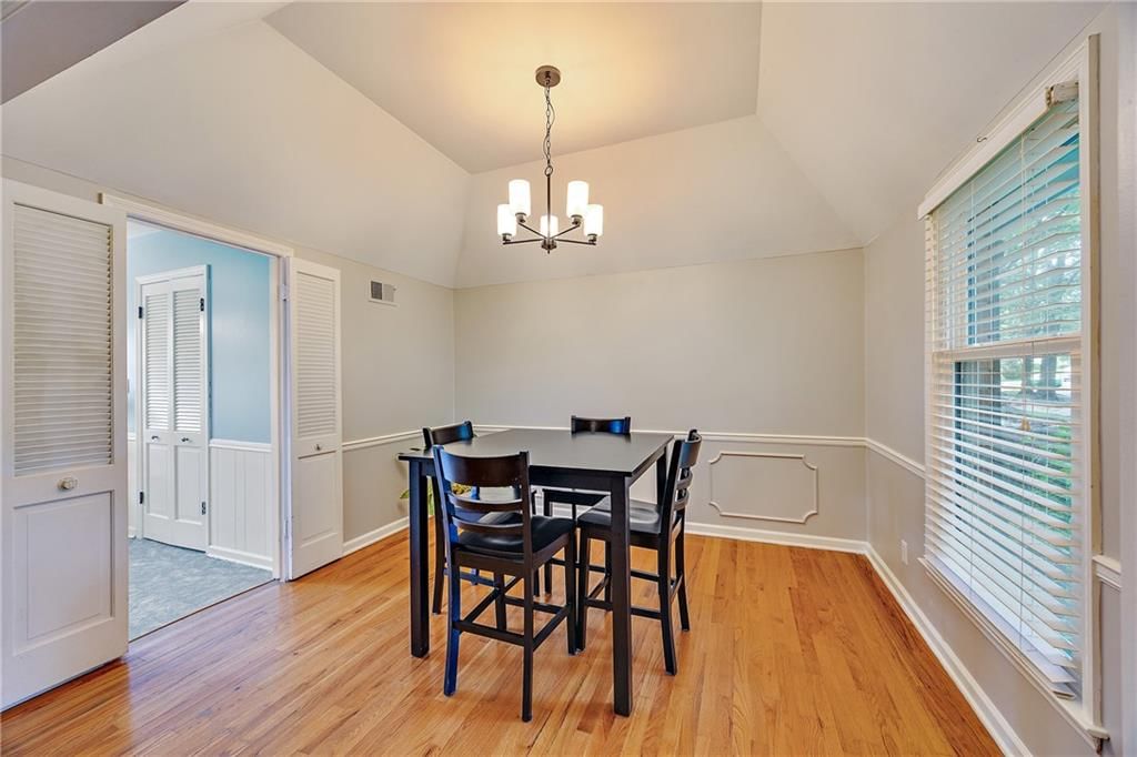 8511 W 88th Street — photo 12