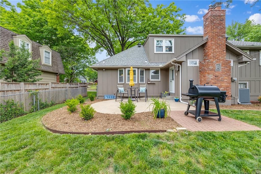 8511 W 88th Street — photo 22
