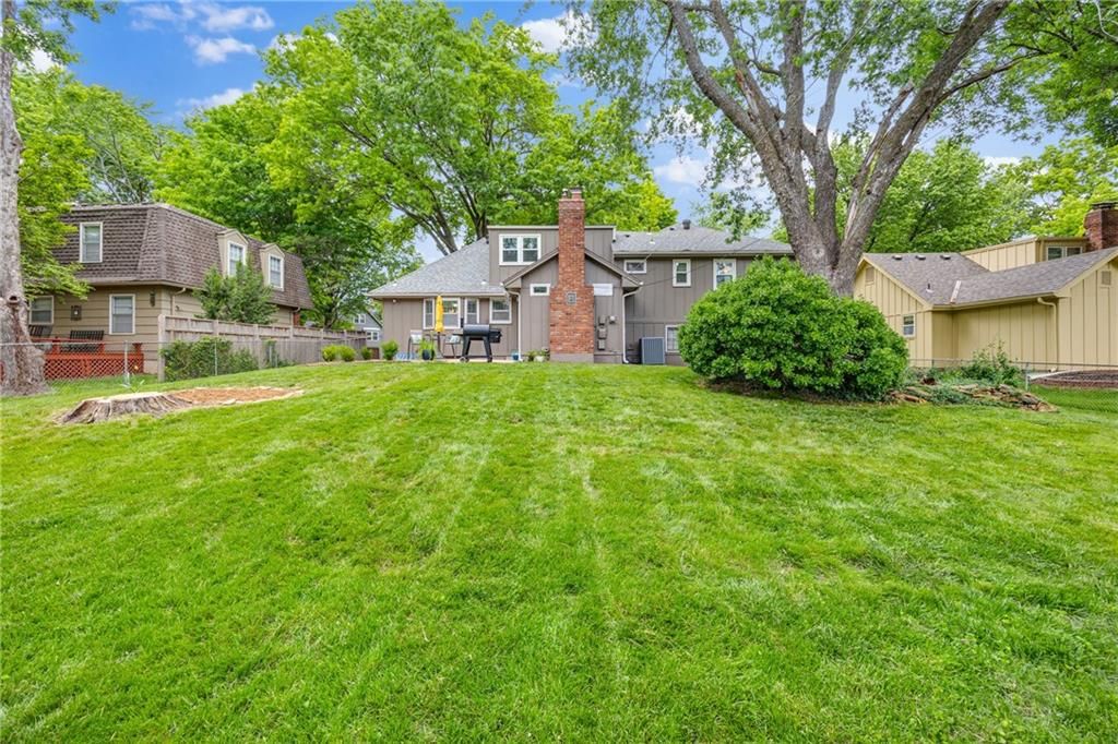 8511 W 88th Street — photo 24