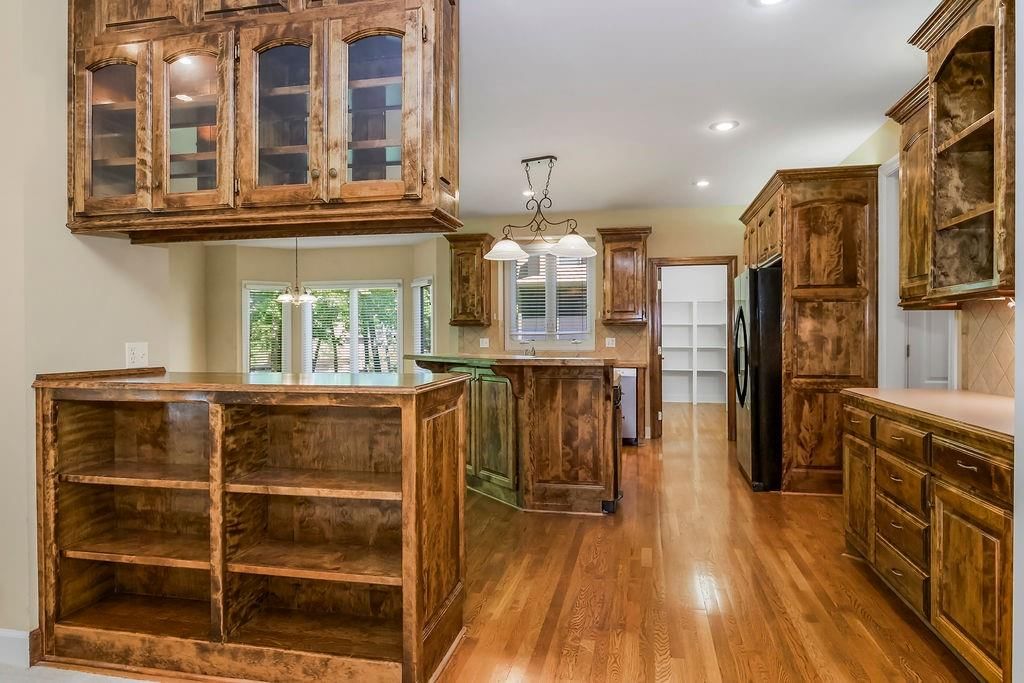 20725 W 92nd Street — photo 4