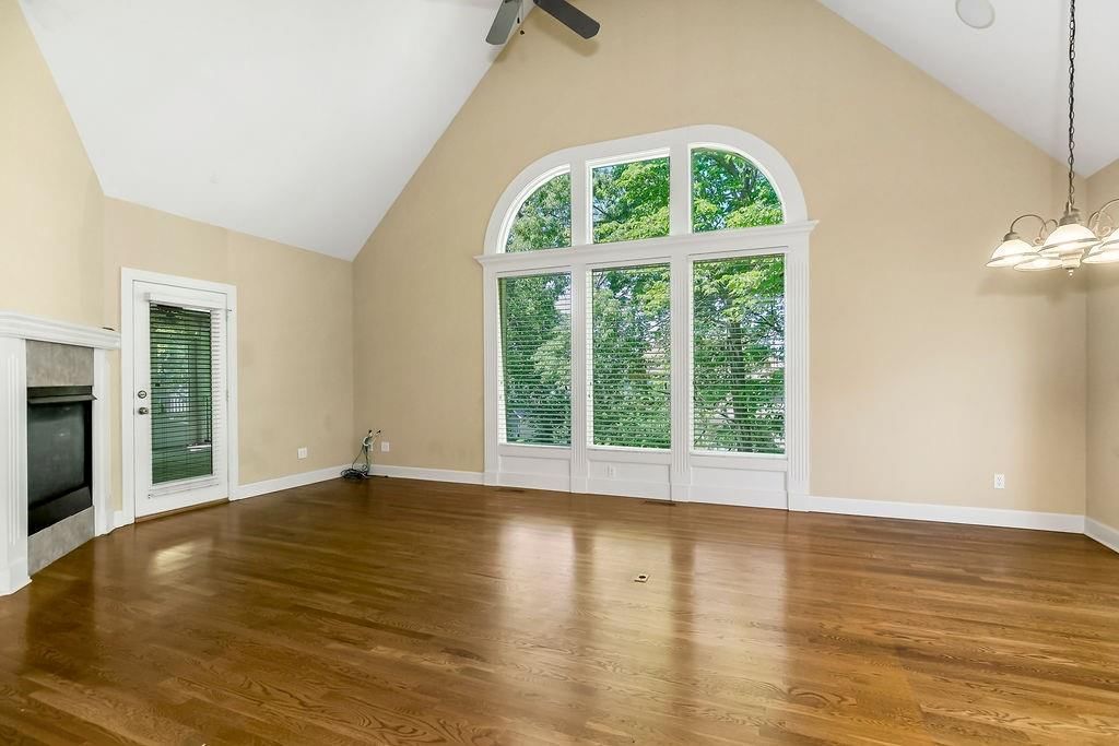 20725 W 92nd Street — photo 12
