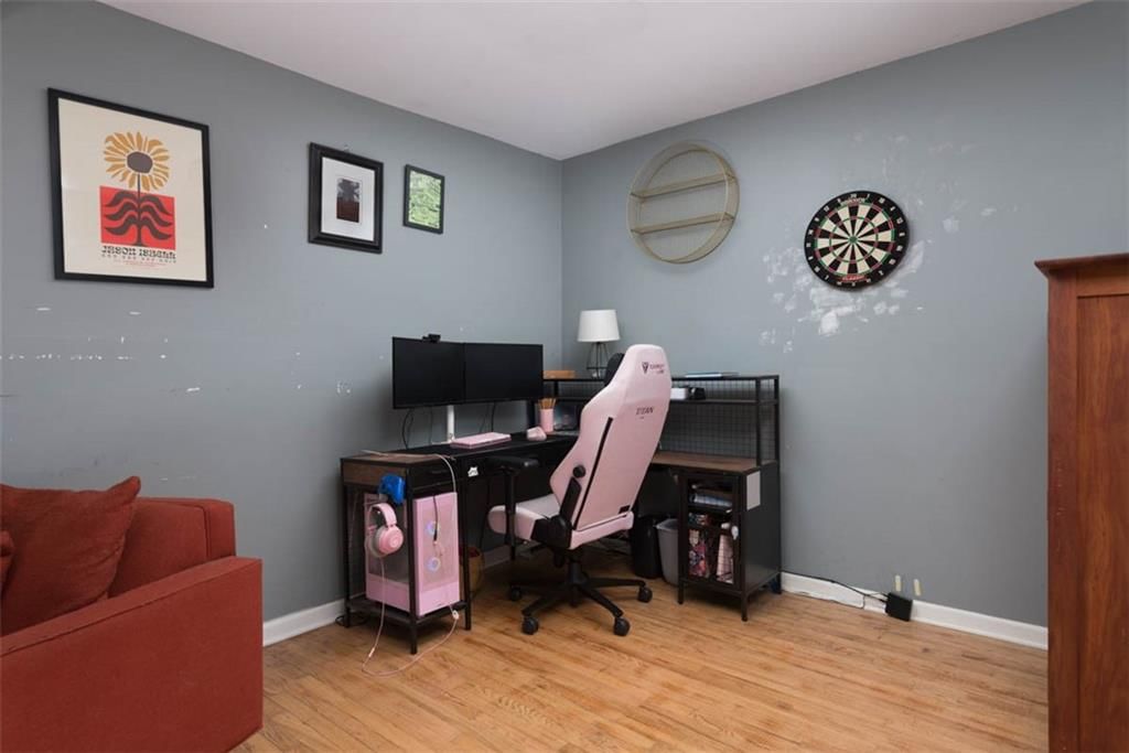420 N White Avenue — photo 7