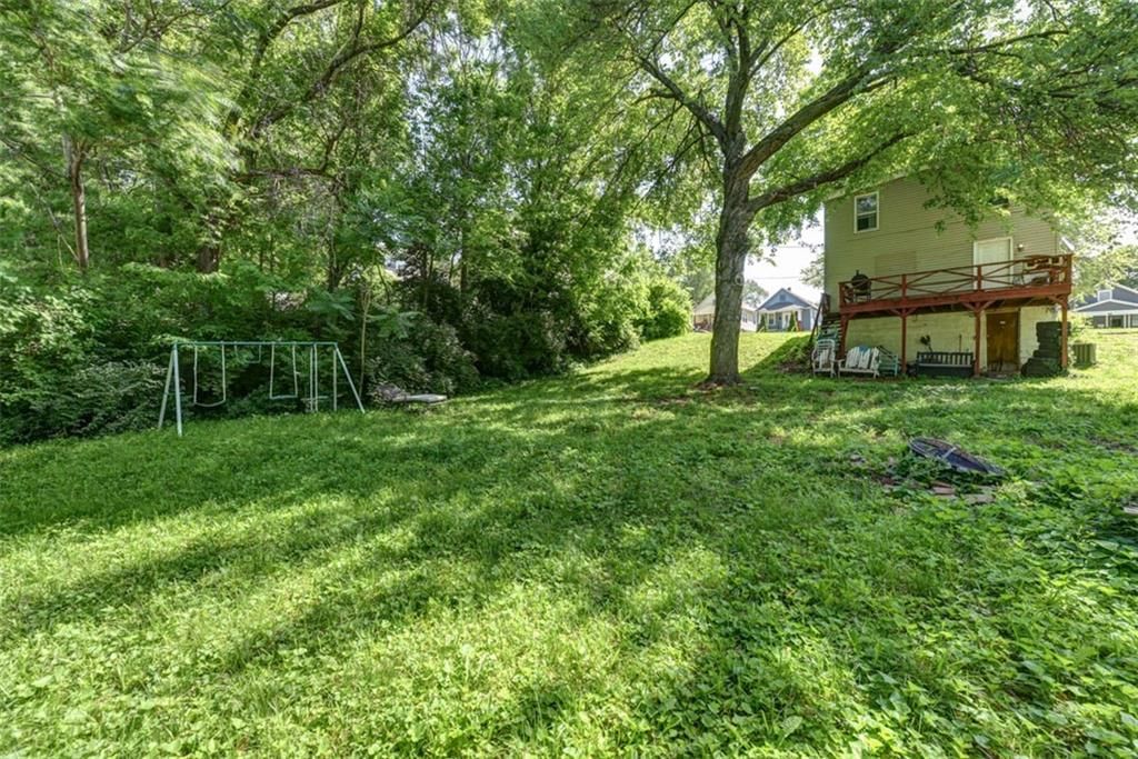 420 N White Avenue — photo 24