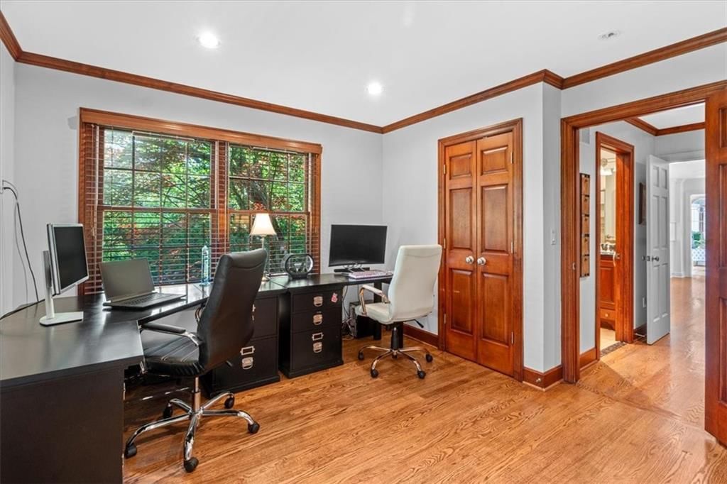 5911 Howe Drive — photo 22