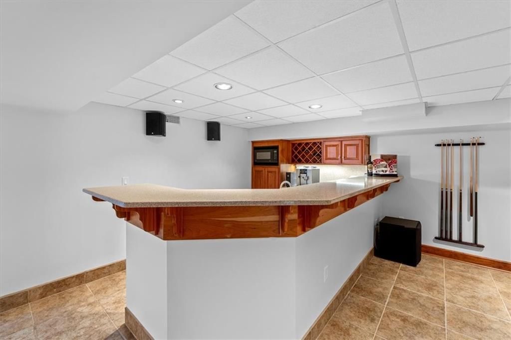 5911 Howe Drive — photo 30