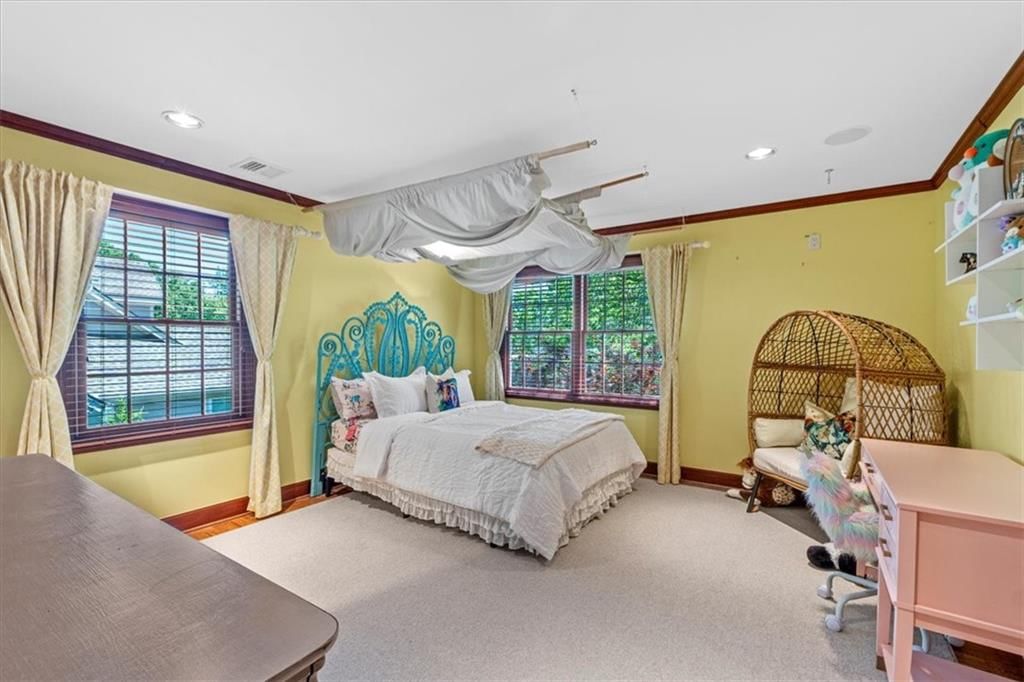 5911 Howe Drive — photo 35