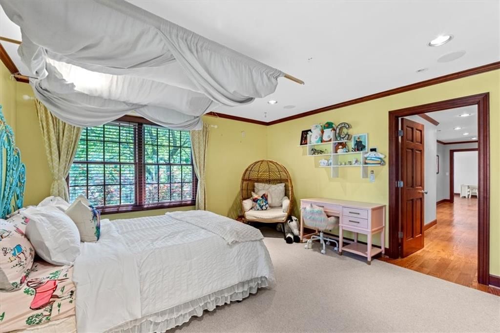 5911 Howe Drive — photo 36