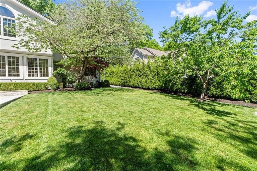 5911 Howe Drive — photo 63