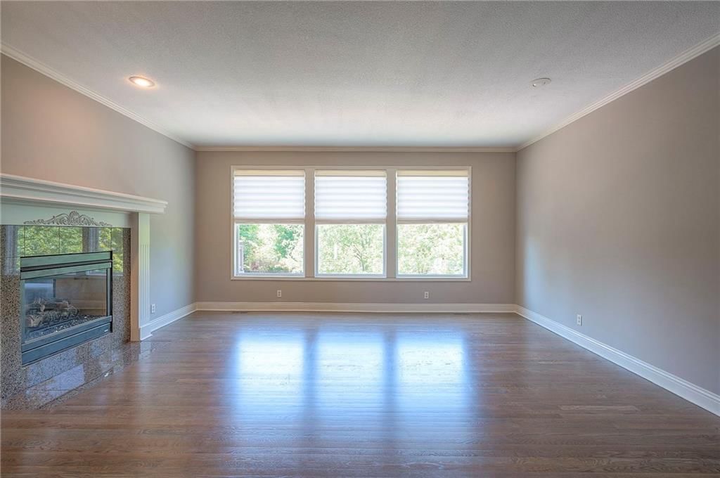 14336 England Street — photo 10