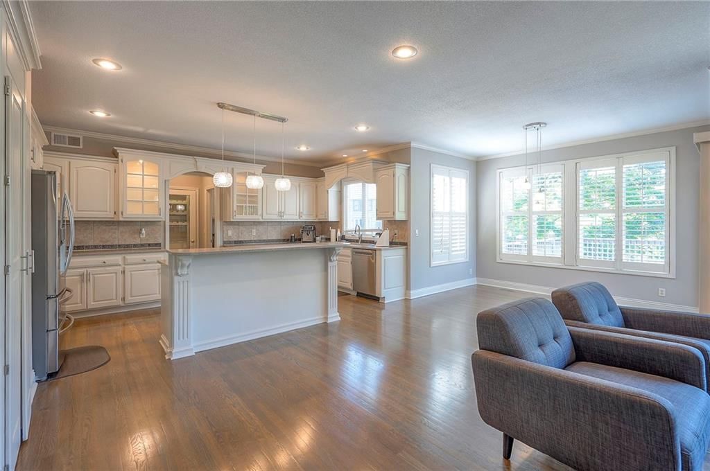 14336 England Street — photo 25