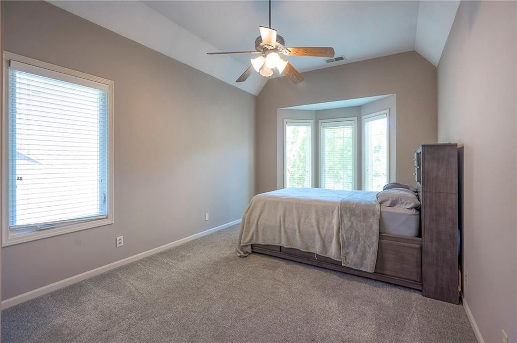 14336 England Street — photo 32