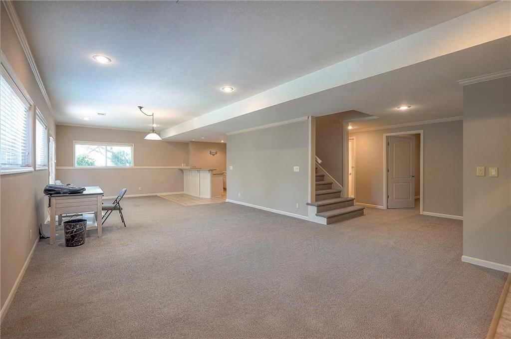 14336 England Street — photo 45