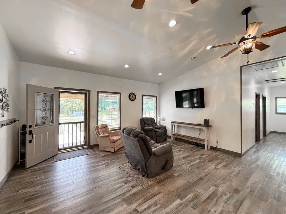 Photo 7 of 49 - 30285 E Pawhuska Road