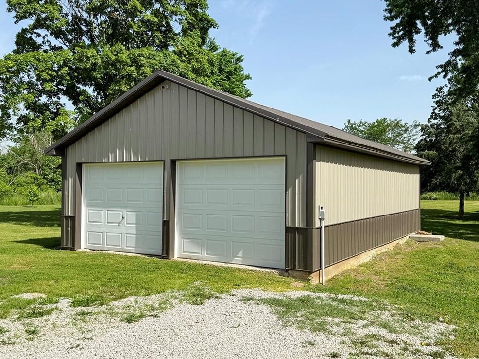 Photo 32 of 49 - 30285 E Pawhuska Road