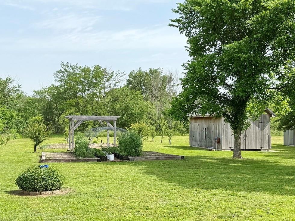 Photo 39 of 49 - 30285 E Pawhuska Road
