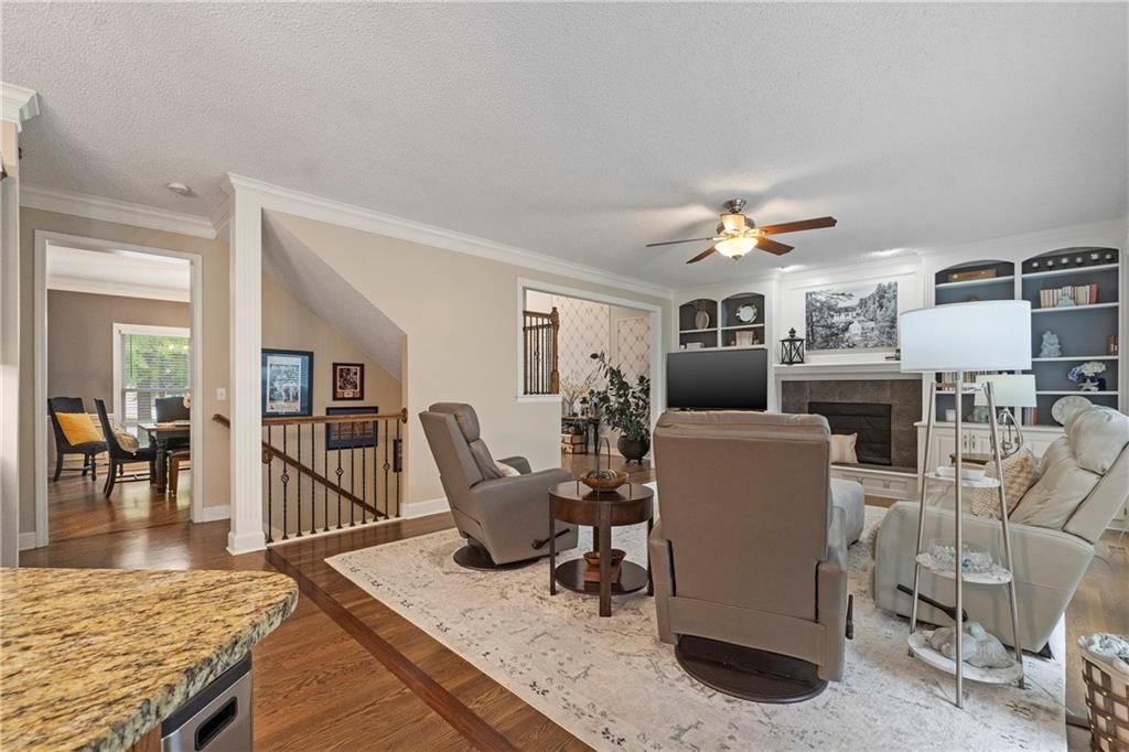 16262 S Parkwood Street — photo 7