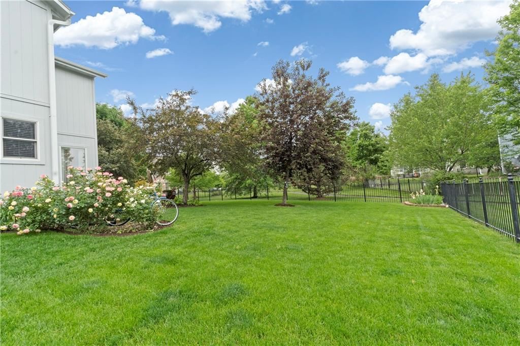 16262 S Parkwood Street — photo 28