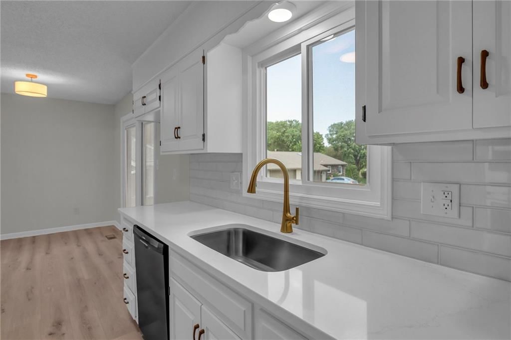 14 Woodbridge Lane — photo 13