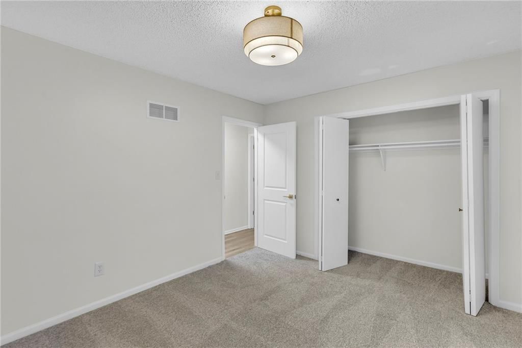 14 Woodbridge Lane — photo 25