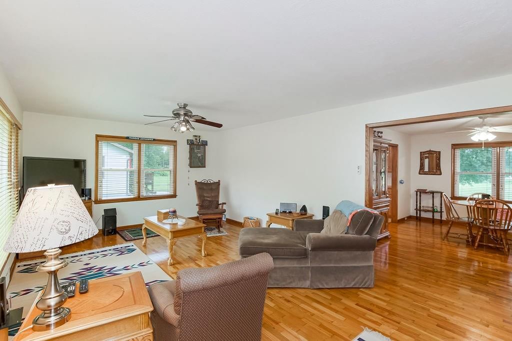 Open floor plan at 911 Limit Street, Leavenworth, KS 66048