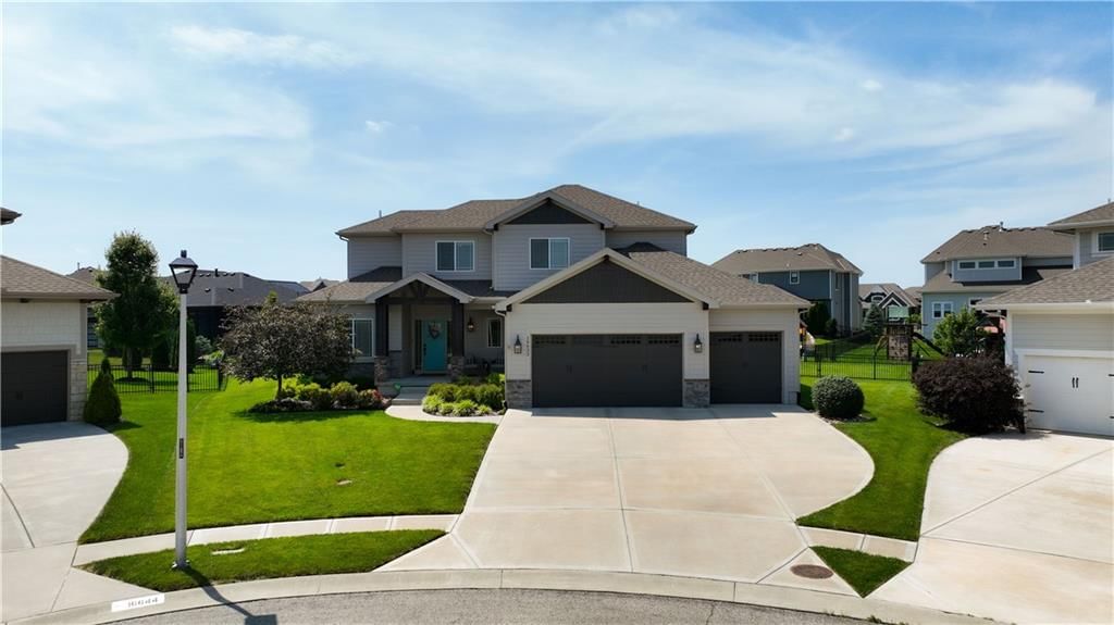 Photo 5 of 57 - 16632 S Schweiger Drive
