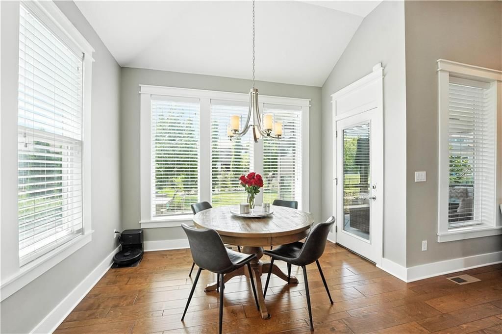 Photo 13 of 57 - 16632 S Schweiger Drive