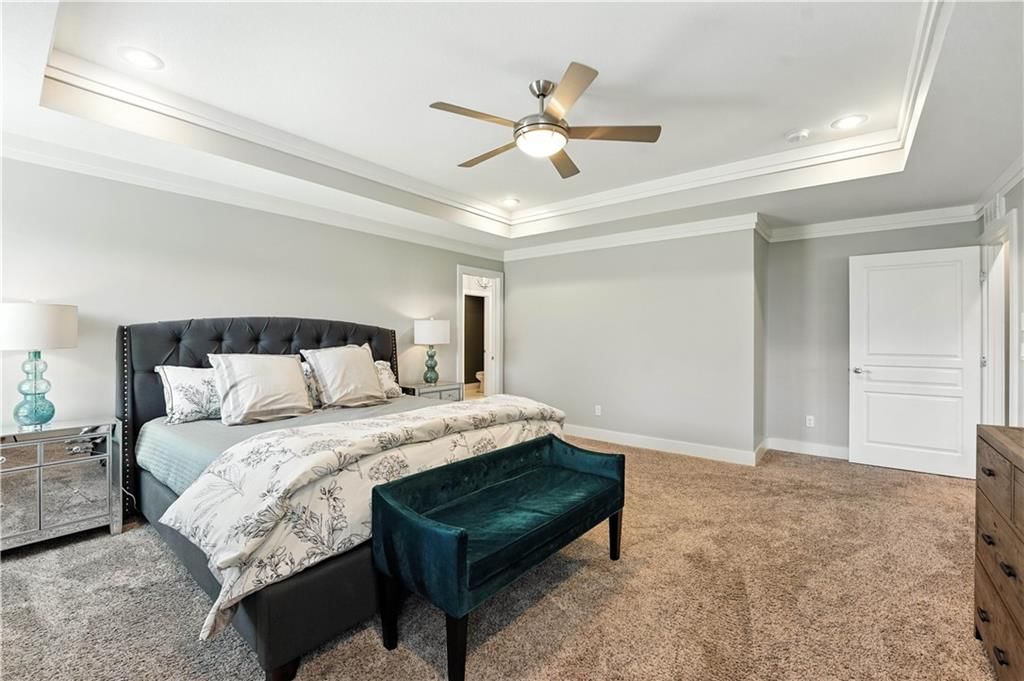 Photo 24 of 57 - 16632 S Schweiger Drive
