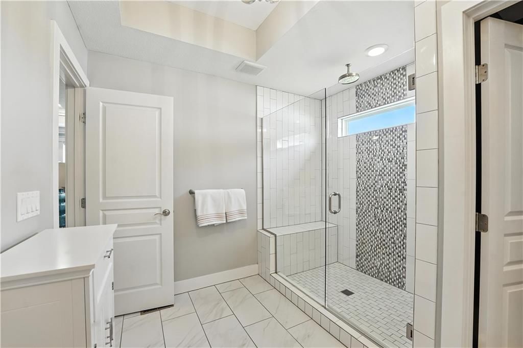 Photo 25 of 57 - 16632 S Schweiger Drive