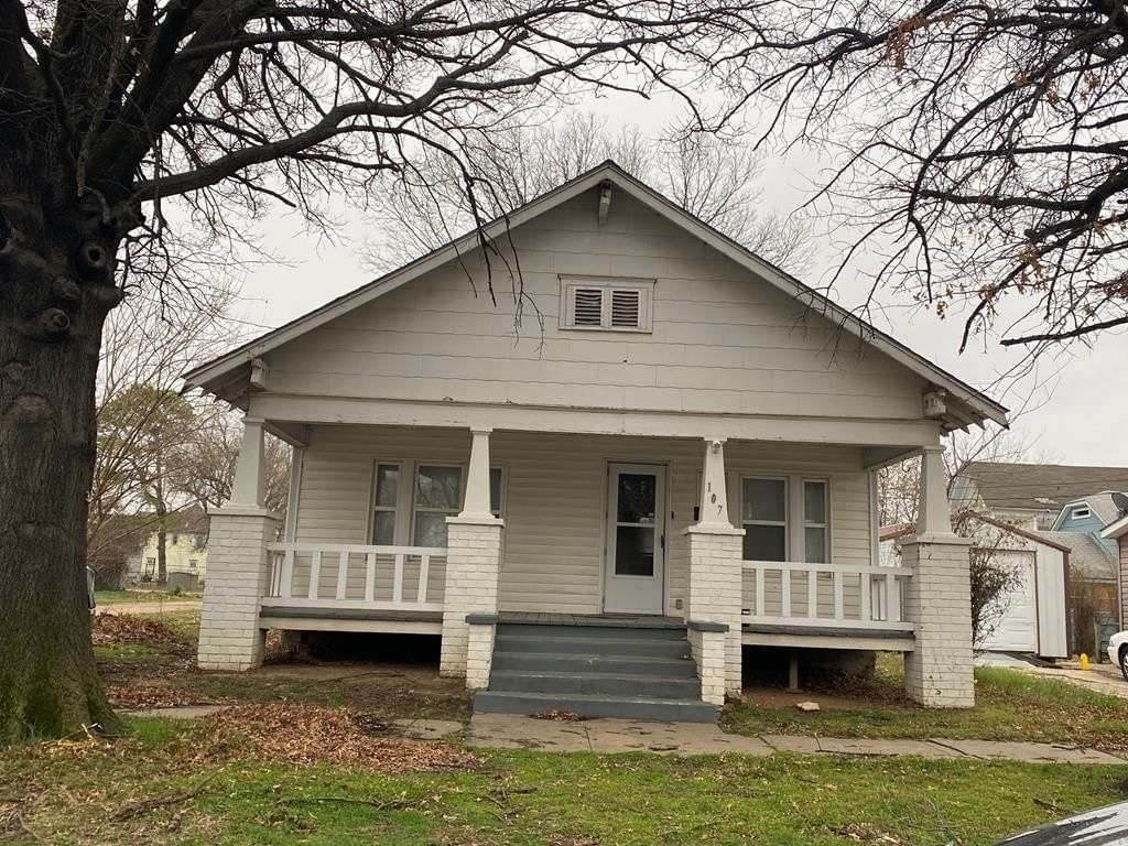 107 Maple Street, Coffeyville, KS
