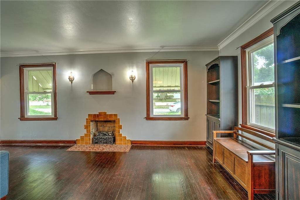 5739 LYDIA Avenue — photo 8