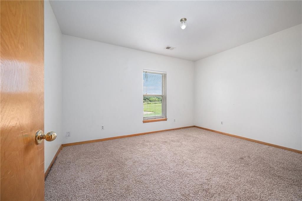22979 Pleasant Valley Road — photo 14