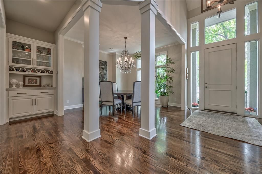 14814 Sherwood Street — photo 3