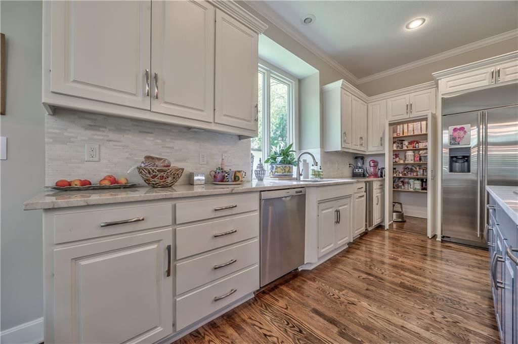14814 Sherwood Street — photo 15