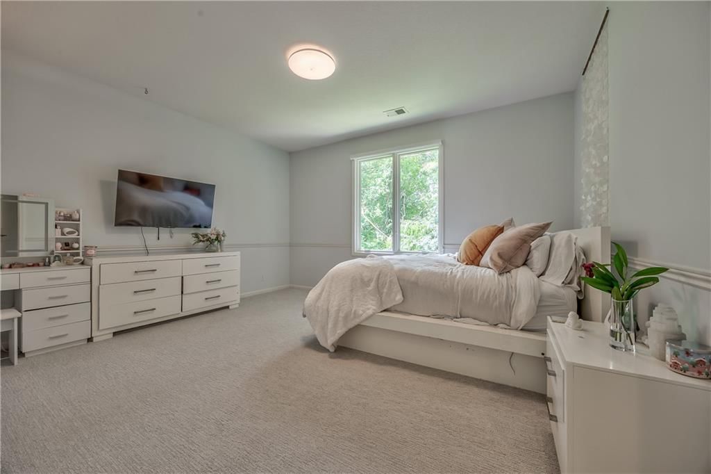 14814 Sherwood Street — photo 25