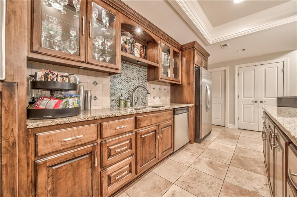 14814 Sherwood Street — photo 40