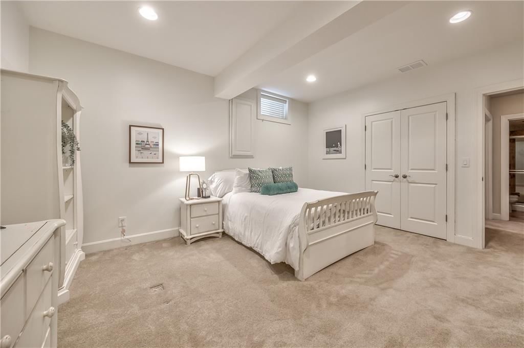 14814 Sherwood Street — photo 53