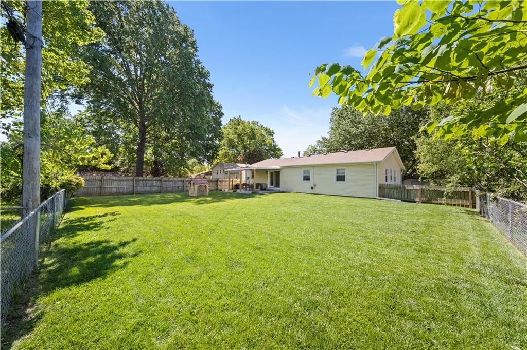 810 SW Pleasant Drive — photo 22