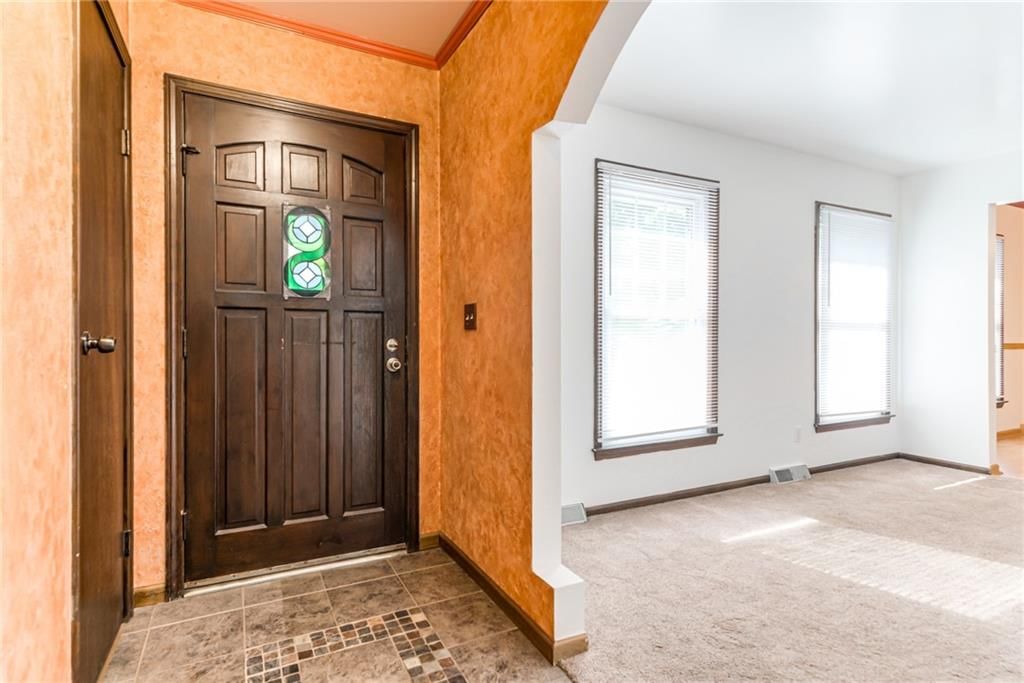 6704 N Garfield Street — photo 4