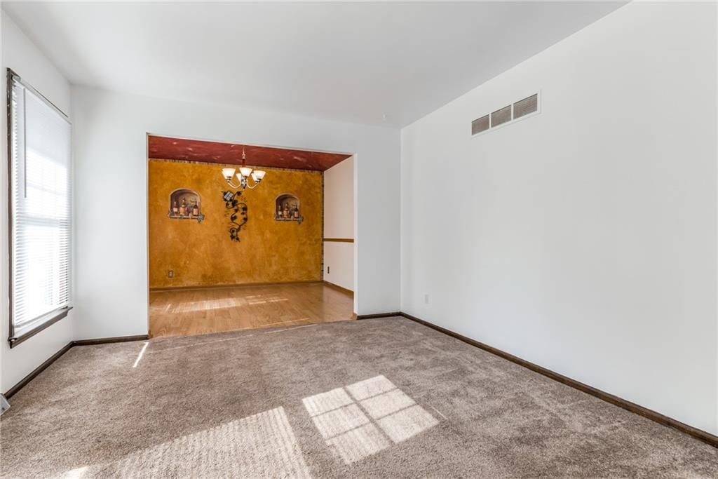 6704 N Garfield Street — photo 5