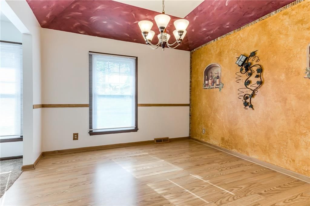 6704 N Garfield Street — photo 9